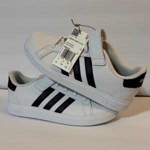 ADIDAS Grand Court 2.0